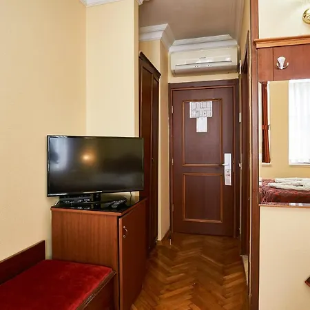 Amber & Hotell