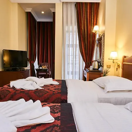 Amber & 4* Istanbul
