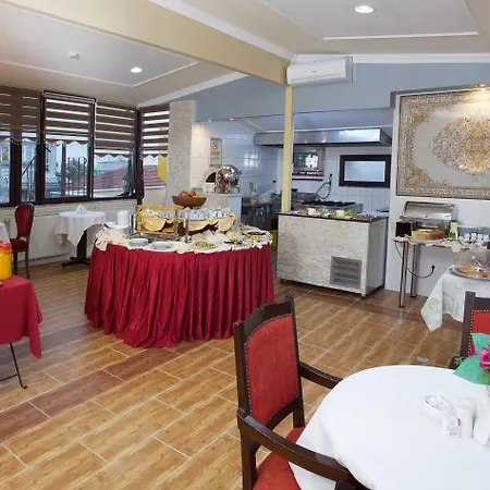 Hotell Amber & 4*