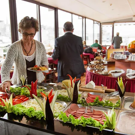 Amber & 4* Istanbul