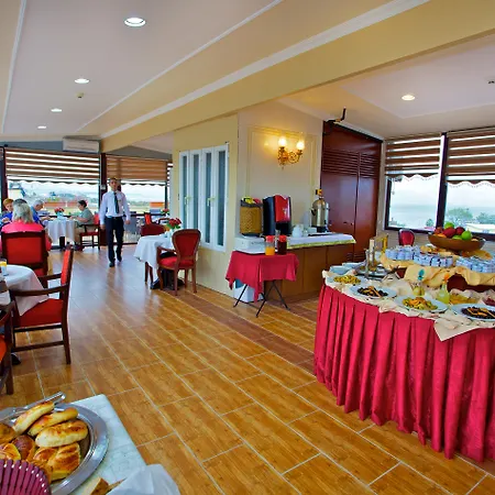 Amber & Hotell