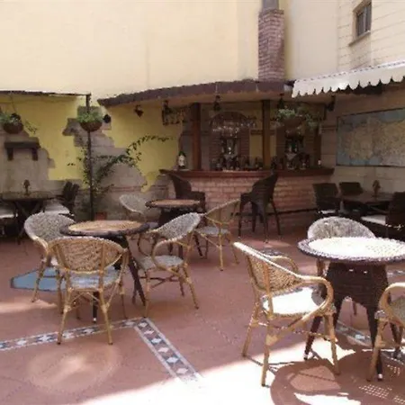 Hotell Amber & 4*