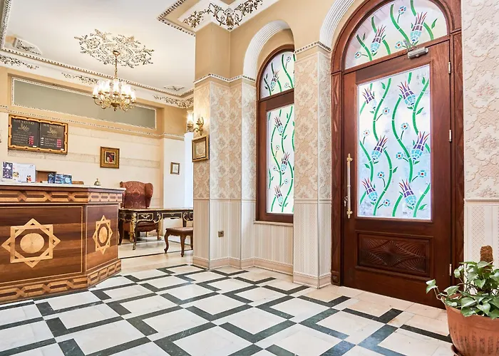 Amber & Отель Стамбул