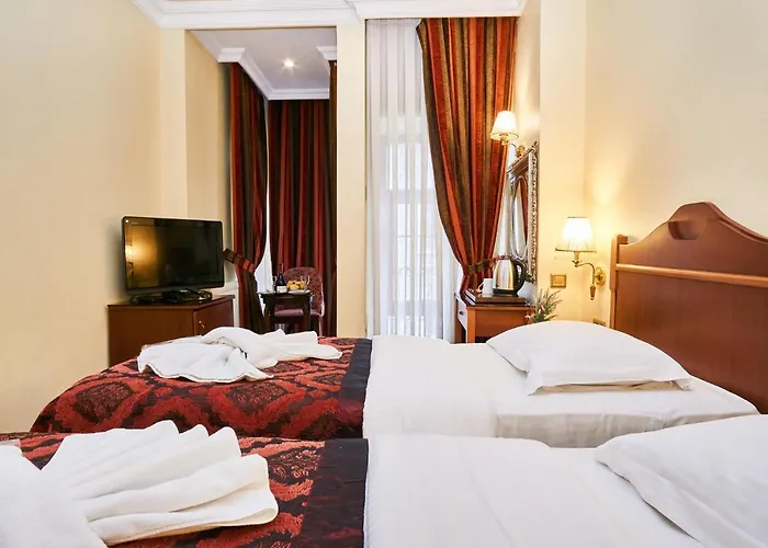 Hotel Amber & Estambul