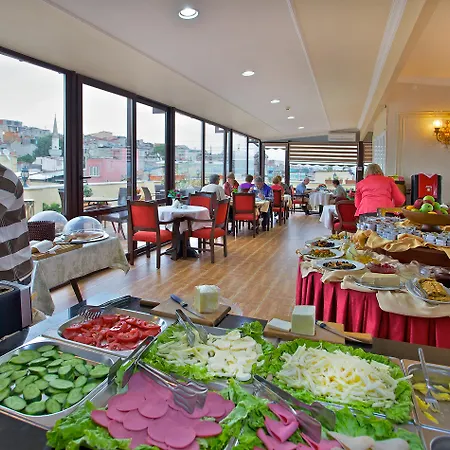 ホテル Amber & 4*